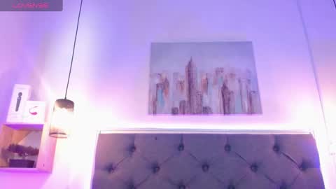 Snapshot of emily_leinn chatting on 03-01-25, 06:11 E M I L Y online show from 03-01-25, 06:11