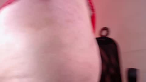 Snapshot of emily_leinn chatting on 09-20-25, 03:35 E M I L Y online show from 09-20-25, 03:35