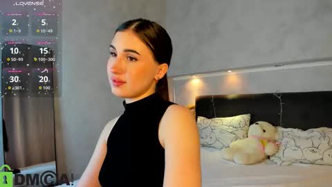 Emily online show from 03-03-26, 01:23