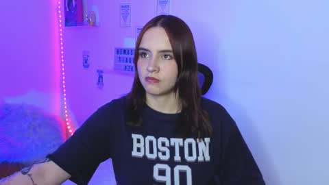 Emily Lindey online show from 03-04-26, 02:17