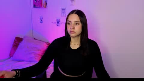 Emily Lindey online show from 05-05-26, 02:19