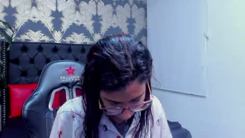 Emily online show from 05-02-26, 02:11