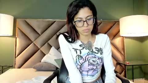 Emily online show from 06-22-26, 03:25