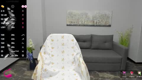 Emily online show from 10-08-25, 06:44