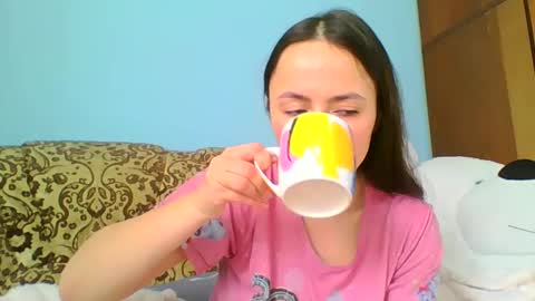 emily_morning_dew online show from 01-06-25, 09:30