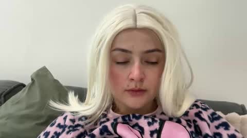 emily_morning_dew online show from 11-23-25, 08:36