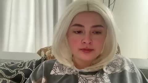 emily_morning_dew online show from 02-17-26, 09:28