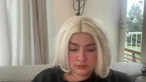 emily_morning_dew online show from 02-20-26, 08:16