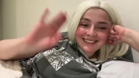 Snapshot of emily_morning_dew chatting on 03-30-26, 06:31 emily_morning_dew online show from 03-30-26, 06:31