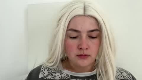 Snapshot of emily_morning_dew chatting on 04-14-26, 05:46 emily_morning_dew online show from 04-14-26, 05:46
