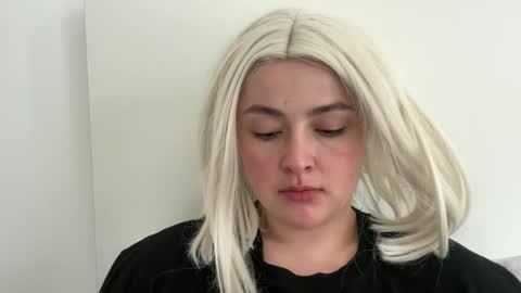 Snapshot of emily_morning_dew chatting on 04-16-26, 06:58 emily_morning_dew online show from 04-16-26, 06:58