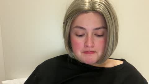 Snapshot of emily_morning_dew chatting on 04-22-26, 07:26 emily_morning_dew online show from 04-22-26, 07:26