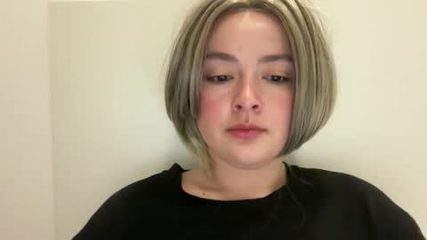 Snapshot of emily_morning_dew chatting on 04-26-26, 03:59 emily_morning_dew online show from 04-26-26, 03:59