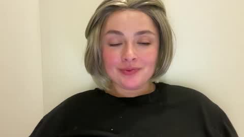 Snapshot of emily_morning_dew chatting on 04-26-26, 05:54 emily_morning_dew online show from 04-26-26, 05:54