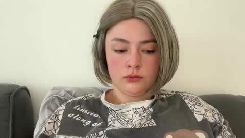 Snapshot of emily_morning_dew chatting on 05-08-26, 04:29 emily_morning_dew online show from 05-08-26, 04:29