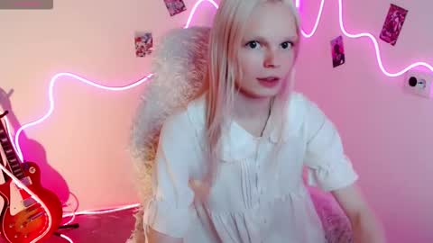 Lia online show from 09-10-25, 05:24