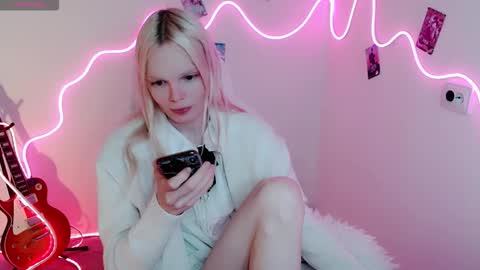 Lia online show from 09-23-25, 09:01