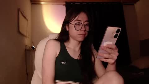 emily_pearl_ online show from 12-20-24, 11:05