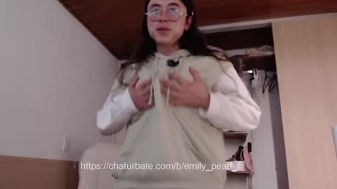 emily_pearl_ online show from 02-20-25, 07:52