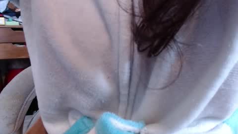 emily_pearl_ online show from 10-05-25, 11:30