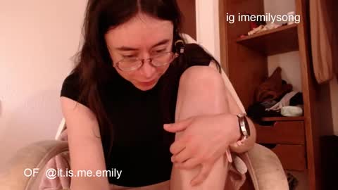emily_pearl_ online show from 02-18-26, 10:28