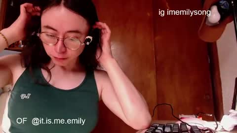 Snapshot of emily_pearl_ chatting on 04-25-26, 08:50 emily_pearl_ online show from 04-25-26, 08:50