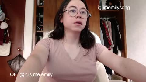 Snapshot of emily_pearl_ chatting on 05-23-26, 08:13 emily_pearl_ online show from 05-23-26, 08:13