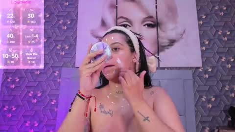 Snapshot of emily_rivera78 chatting on 03-25-26, 02:39 Emily online show from 03-25-26, 02:39