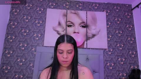 Snapshot of emily_rivera78 chatting on 05-11-26, 03:34 Emily online show from 05-11-26, 03:34