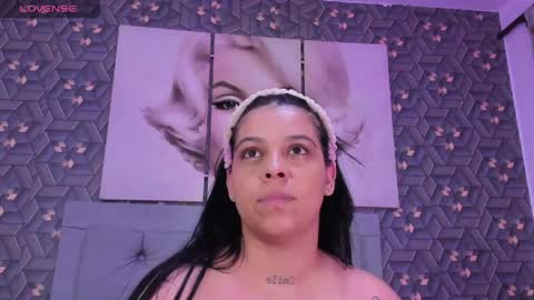 Snapshot of emily_rivera78 chatting on 05-15-26, 04:30 Emily online show from 05-15-26, 04:30