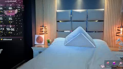 Emily online show from 11-28-25, 11:35