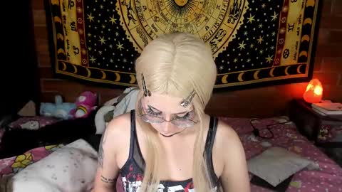 emily_salvatore online show from 02-08-25, 02:26