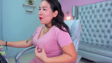 emily_sander_ online show from 09-25-25, 07:28