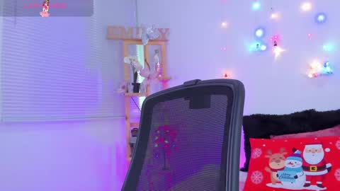 Emily online show from 01-05-25, 06:56