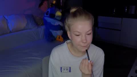 emily shepard online show from 05-14-26, 01:45
