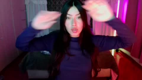 Emily  Swan online show from 05-14-26, 01:45