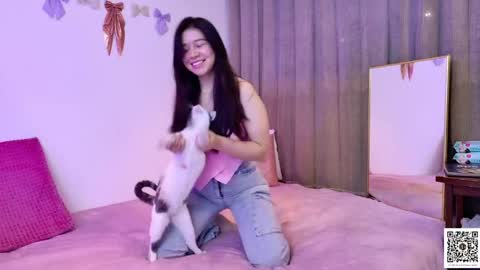 Snapshot of emily_sweet30 chatting on 04-28-26, 11:10 Emily online show from 04-28-26, 11:10