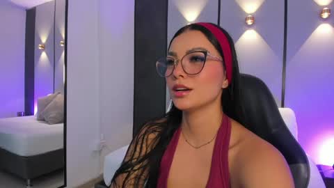 emily_tolson online show from 05-22-26, 07:41