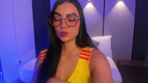 emily_tolson online show from 06-17-26, 07:26