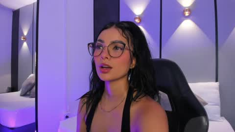 emily_tolson online show from 06-25-26, 07:18