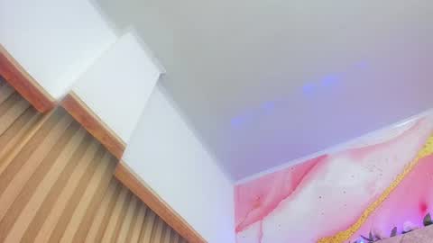 emily_velvet_ online show from 06-11-26, 12:32