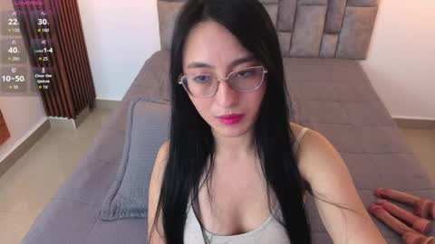 Snapshot of emily_vermont chatting on 04-09-26, 11:48 emily_vermont online show from 04-09-26, 11:48