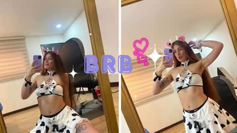 emily_warren__ online show from 09-25-25, 07:28