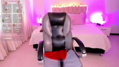 emily_warren__ online show from 09-27-25, 08:14