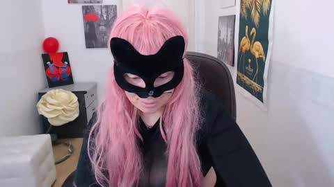 Snapshot of emily_york18 chatting on 02-22-25, 11:46 Emily online show from 02-22-25, 11:46