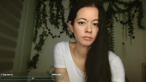 Snapshot of emilyalexa chatting on 05-06-26, 12:10 Emily Alexa online show from 05-06-26, 12:10