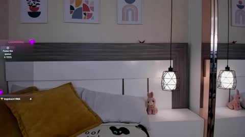 Emily Bluush online show from 03-25-26, 06:58