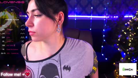 Snapshot of emilycandys chatting on 12-12-24, 10:56 Emy online show from 12-12-24, 10:56