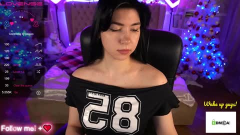 Snapshot of emilycandys chatting on 01-06-25, 06:36 Emy online show from 01-06-25, 06:36