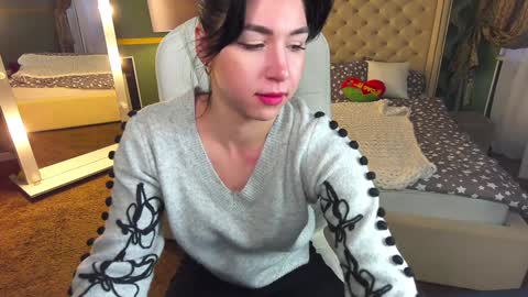 Snapshot of emilycandys chatting on 01-10-25, 06:31 Emy online show from 01-10-25, 06:31